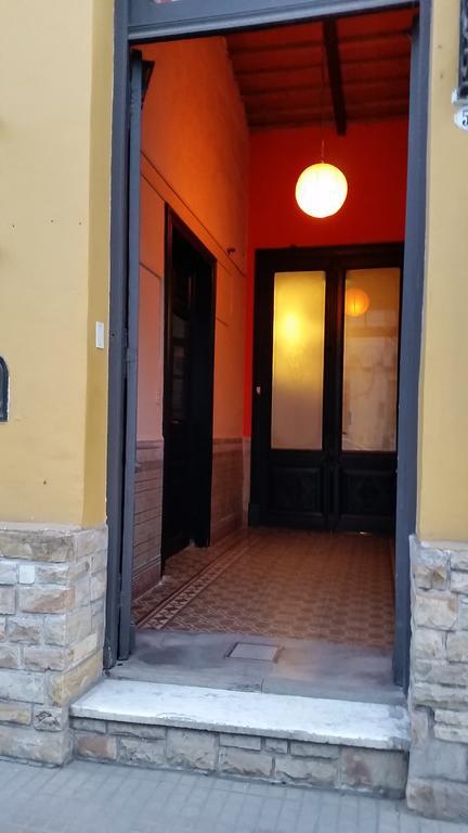 Las Rejas Hostel サルタ エクステリア 写真