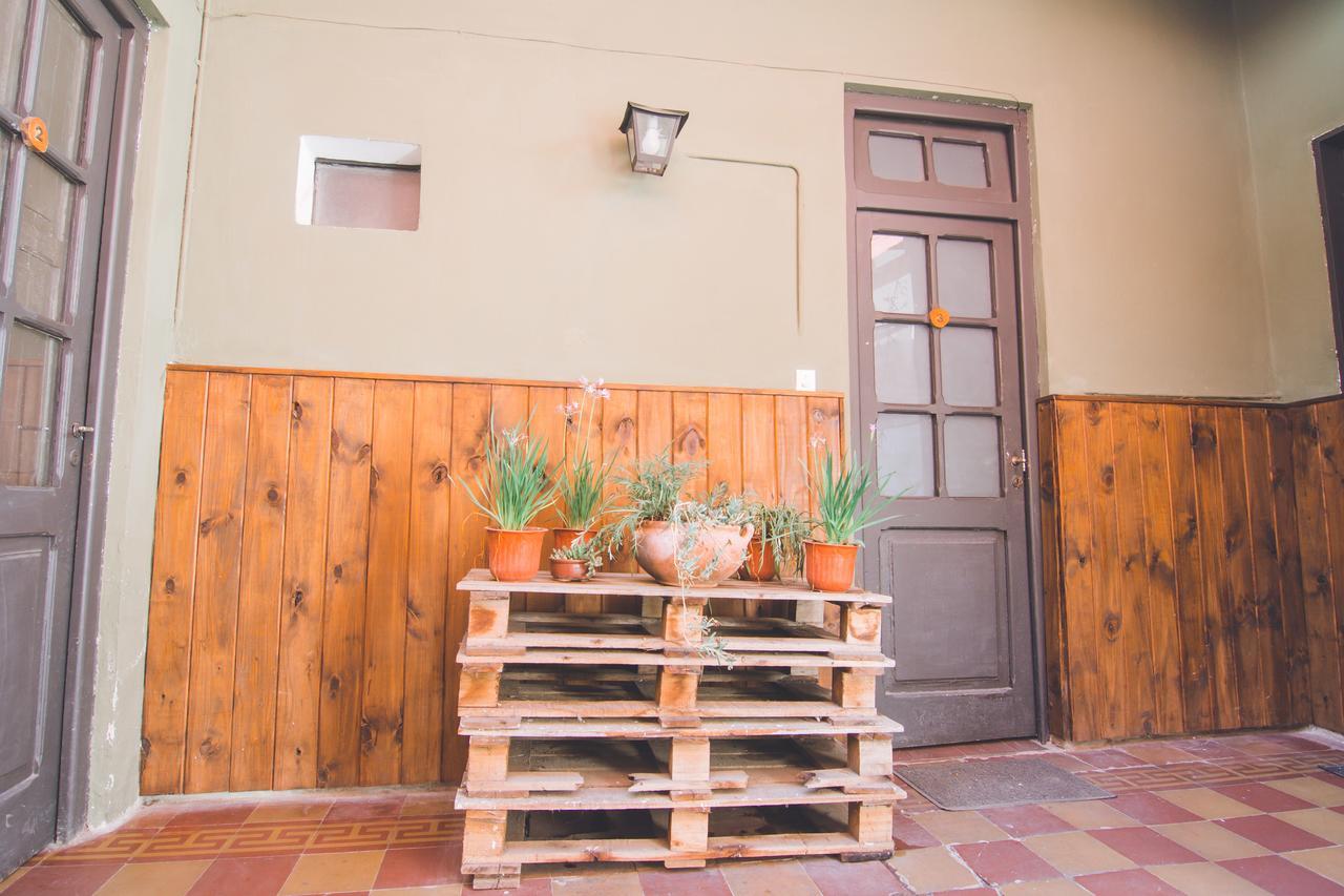 Las Rejas Hostel サルタ エクステリア 写真
